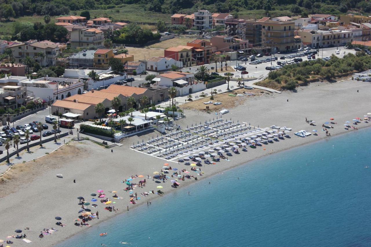 La Casa Del Nonno Bed and Breakfast Milazzo Exterior foto